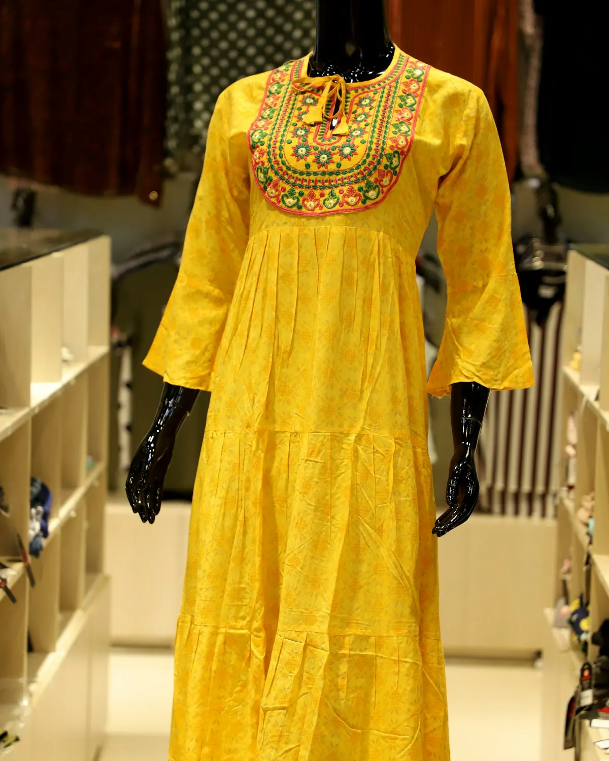 Chikankari kurti